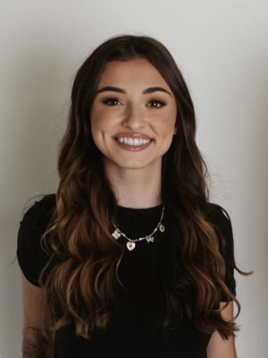 Logan Newell, Hairstylist / Makeup Artist at The Pretty Kitty Salon + Spa